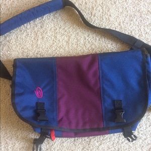 Timbuk 2 messenger bag. New w/o tags.